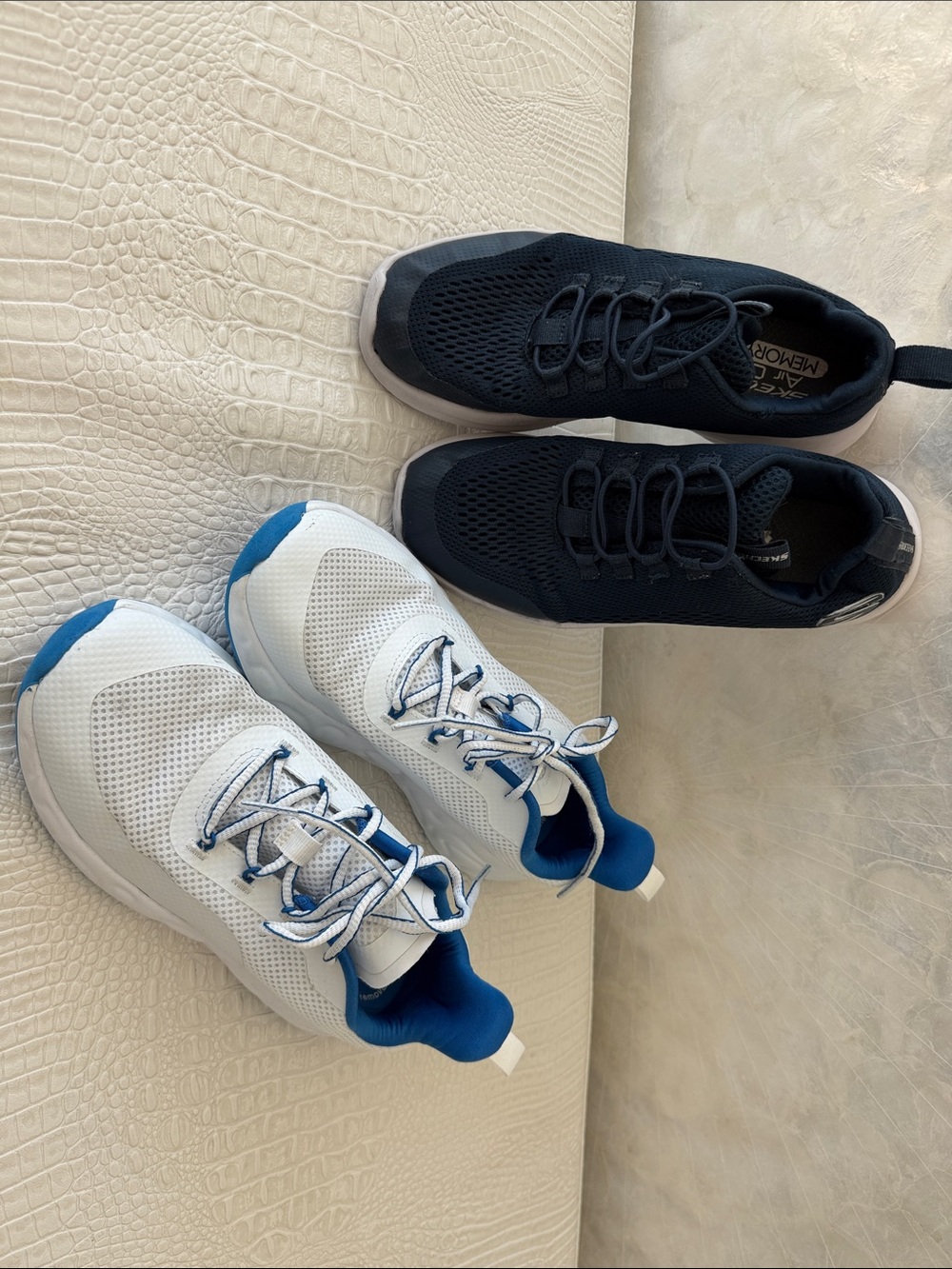 Skechers Kids Dual-Pair Sneakers in Blue and White/Blue, 2 pairs Size 4-4,5